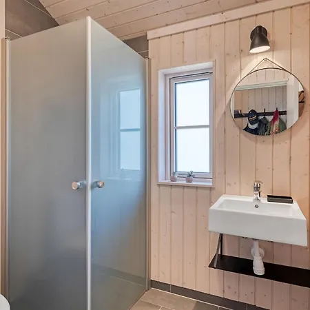 Annvy - 400m From The Sea By Interhome Casa de Férias